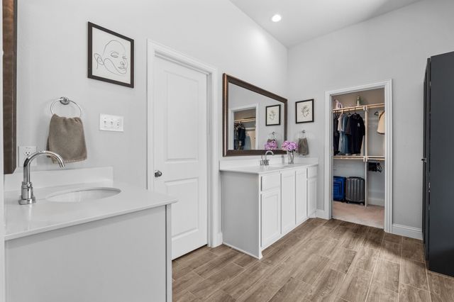 372 Chapel Hill Drive, Forney, TX 75126