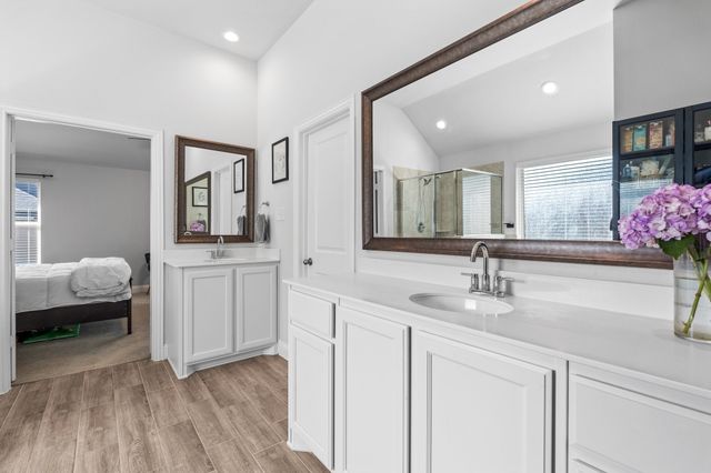 372 Chapel Hill Drive, Forney, TX 75126