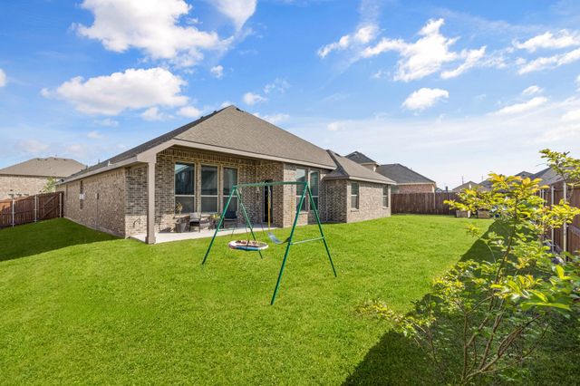 372 Chapel Hill Drive, Forney, TX 75126