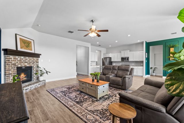 372 Chapel Hill Drive, Forney, TX 75126