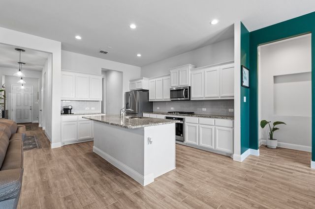 372 Chapel Hill Drive, Forney, TX 75126