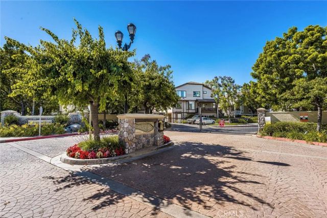 744 N Siavohn Drive 297, Orange, CA 92869