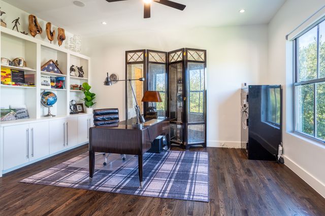 2630 WELBORN Street, Dallas, TX 75219