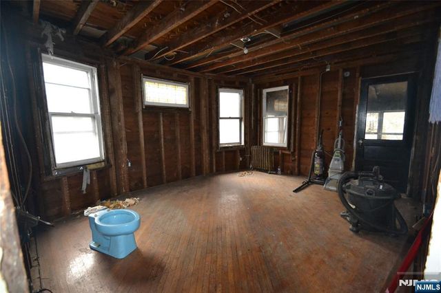 86 Montross Avenue, Rutherford, NJ 07070