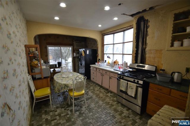 86 Montross Avenue, Rutherford, NJ 07070