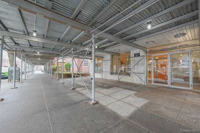 89-00 170th Street 10M, Jamaica, NY 11432