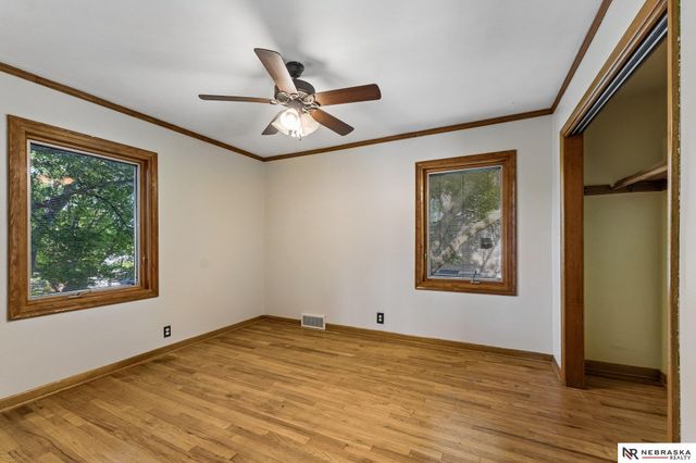 4839 Pine Street, Omaha, NE 68106