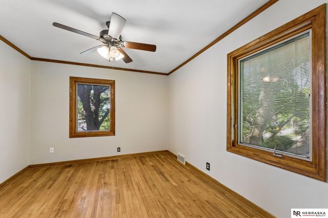 4839 Pine Street, Omaha, NE 68106