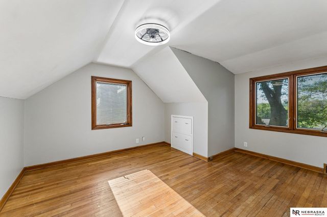 4839 Pine Street, Omaha, NE 68106