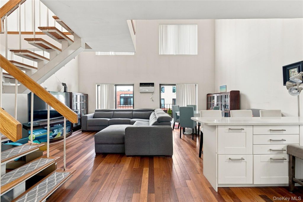 3-27 128th Street 21D, College Point, NY 11356 — photo 3