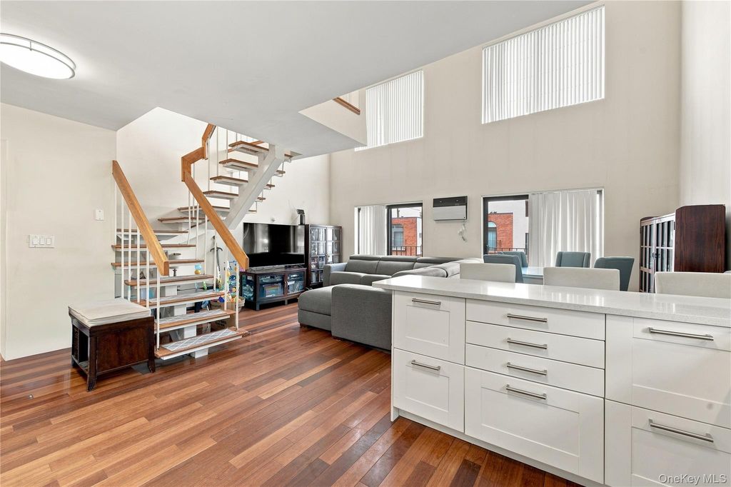 3-27 128th Street 21D, College Point, NY 11356 — photo 5