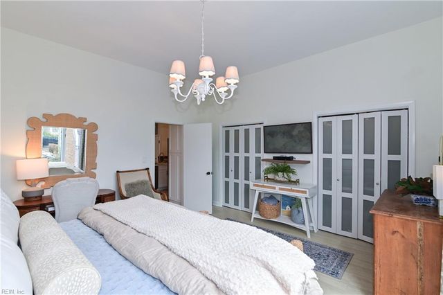 696 Mowbray Arch Apt 320, Norfolk, VA 23507