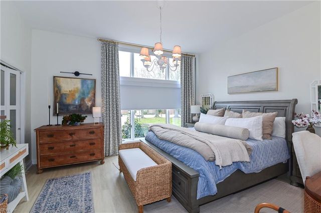 696 Mowbray Arch Apt 320, Norfolk, VA 23507