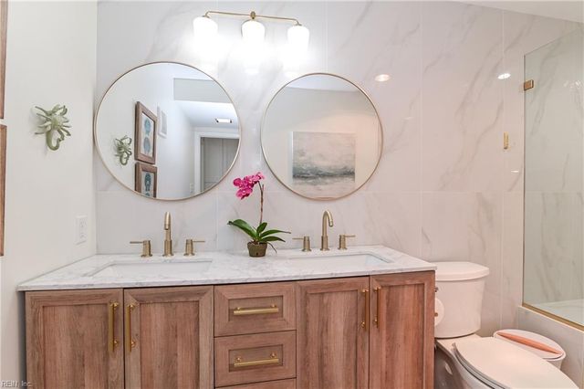 696 Mowbray Arch Apt 320, Norfolk, VA 23507