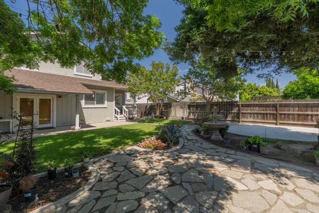 2620 Dardanelle Dr, Modesto, CA 95355