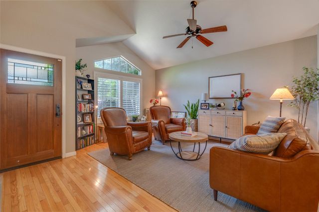 2620 Dardanelle Dr, Modesto, CA 95355