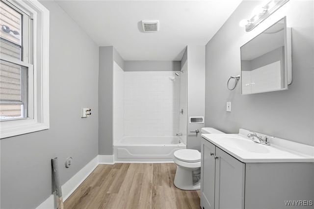 132 Ontario Street, Buffalo, NY 14207