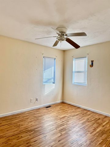 5943 N Ridge Rd, Maize, KS 67101