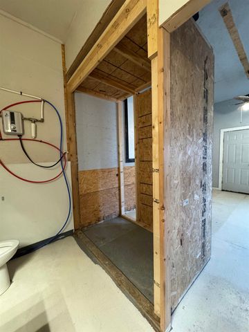 5943 N Ridge Rd, Maize, KS 67101