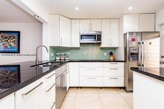 2081 S Ocean Drive 411, Hallandale Beach, FL 33009