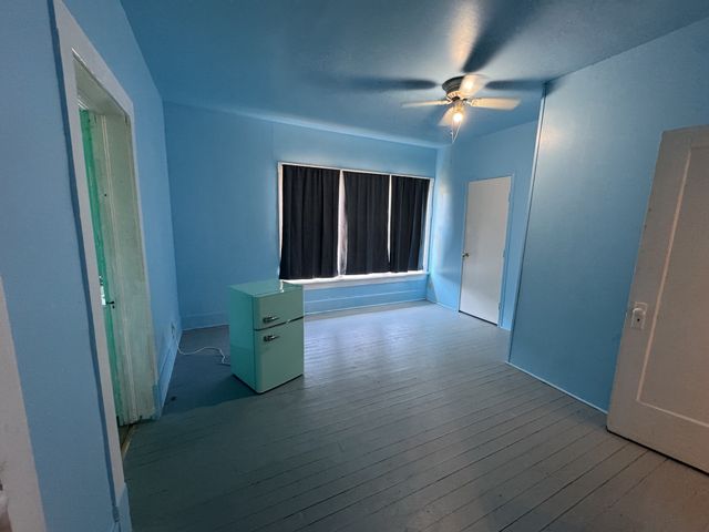 304 W Nevada Street, Seymour, TX 76380