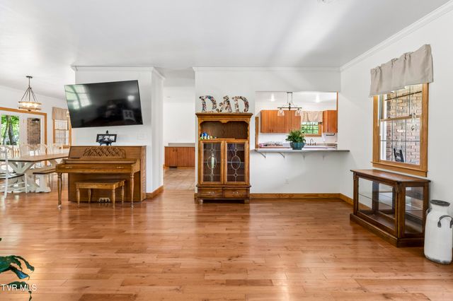 108 Trammell Road, Bristol, TN 37620