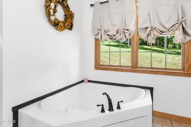 108 Trammell Road, Bristol, TN 37620