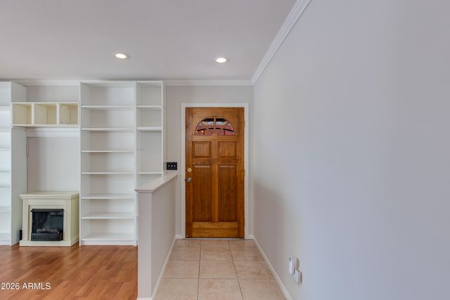 5617 S CLAMBAKE BAY Court B, Tempe, AZ 85283