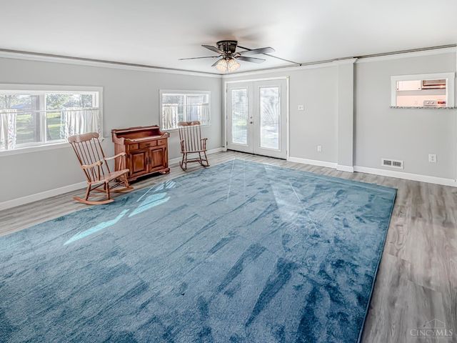 3910 Grand Avenue, Middletown, OH 45044