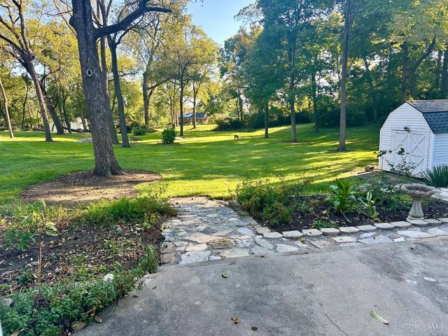 3910 Grand Avenue, Middletown, OH 45044