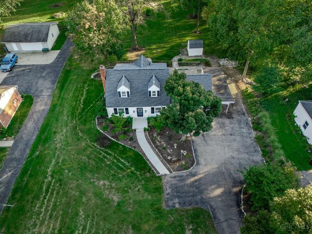 3910 Grand Avenue, Middletown, OH 45044
