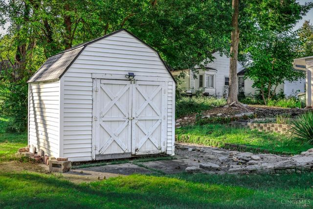 3910 Grand Avenue, Middletown, OH 45044