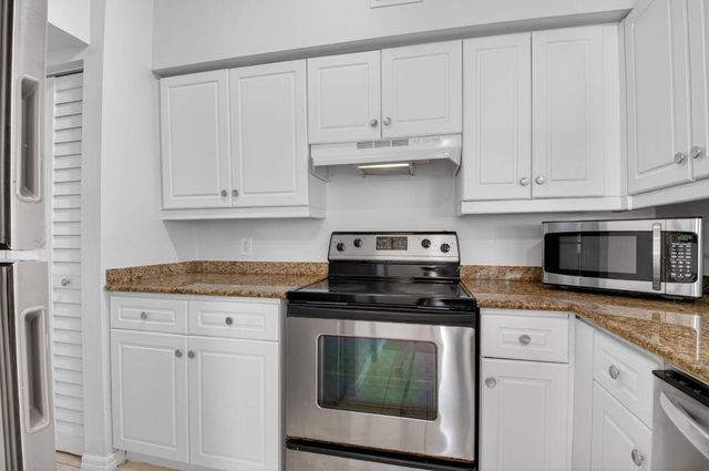 3421 Tuscany Way, Boynton Beach, FL 33435