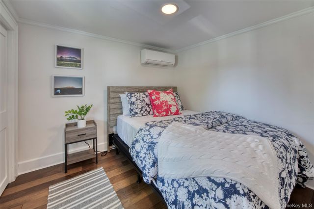 321 Bridge Street, Greenport, NY 11944