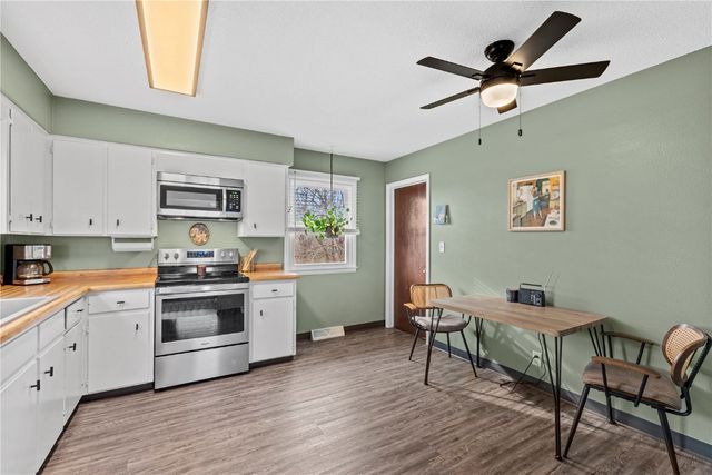 9 33rd Avenue SW, Cedar Rapids, IA 52404