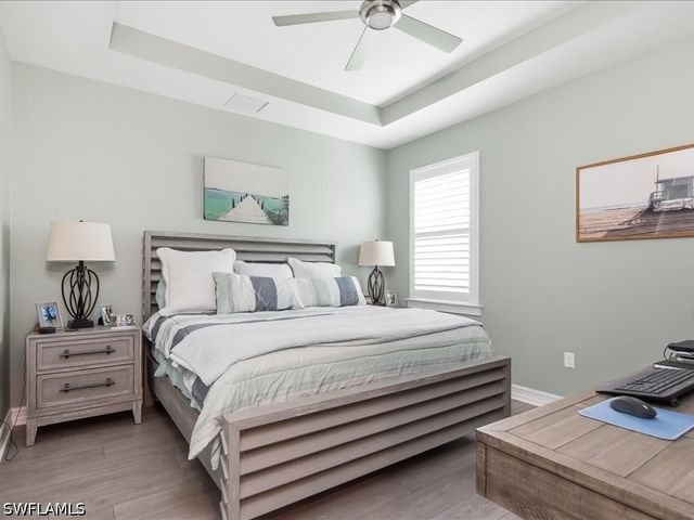 14801 Windward LN, Naples, FL 34114