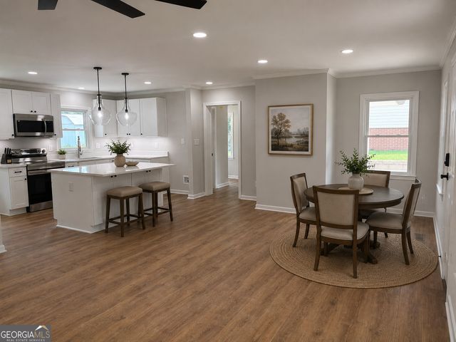 237 S Myrtle Street, Winder, GA 30680