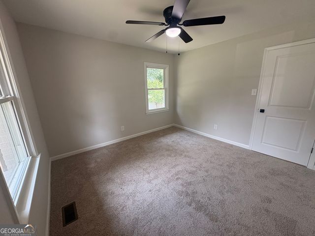 237 S Myrtle Street, Winder, GA 30680