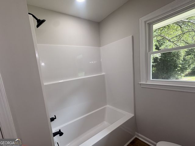 237 S Myrtle Street, Winder, GA 30680