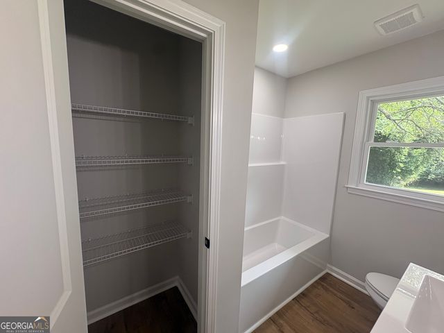 237 S Myrtle Street, Winder, GA 30680