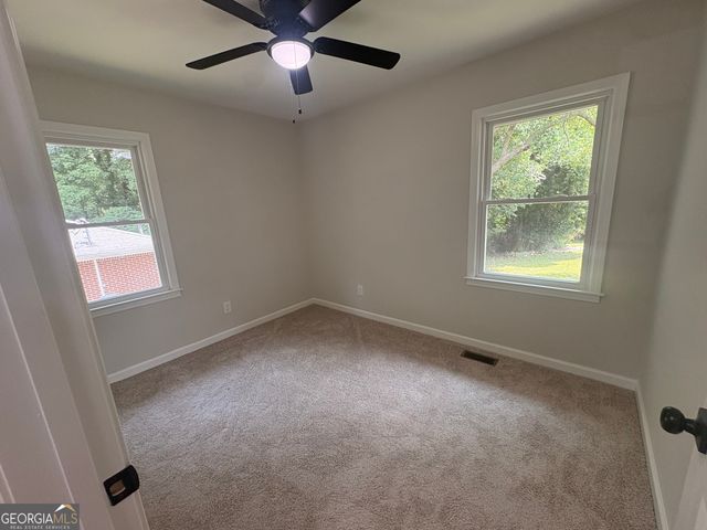 237 S Myrtle Street, Winder, GA 30680