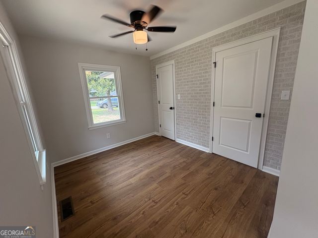 237 S Myrtle Street, Winder, GA 30680