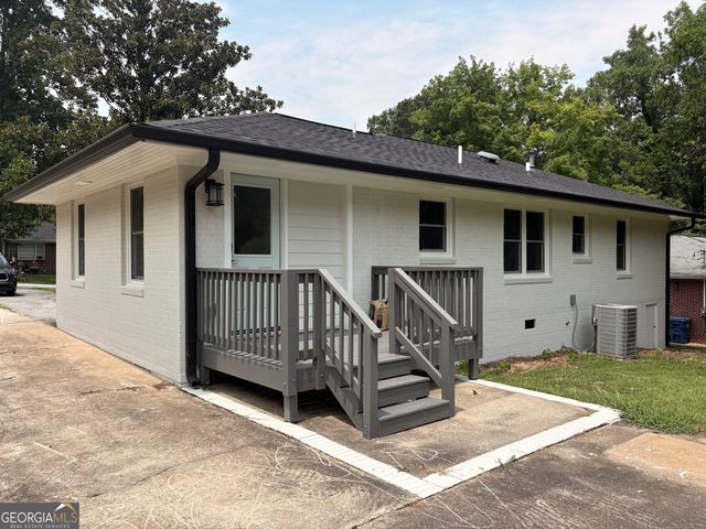 237 S Myrtle Street, Winder, GA 30680