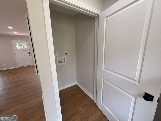 237 S Myrtle Street, Winder, GA 30680