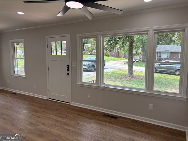 237 S Myrtle Street, Winder, GA 30680