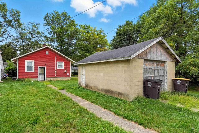 3330 Bowser Avenue, Fort Wayne, IN 46806