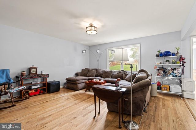 3265 BROCKTON DR, Jefferson, MD 21755