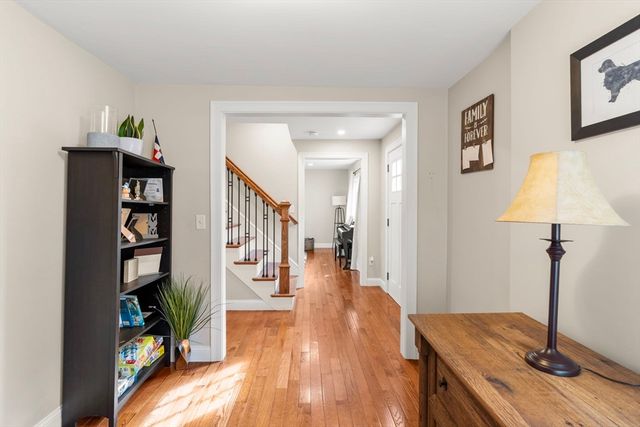 1 Adelman Rd, Wilmington, MA 01887