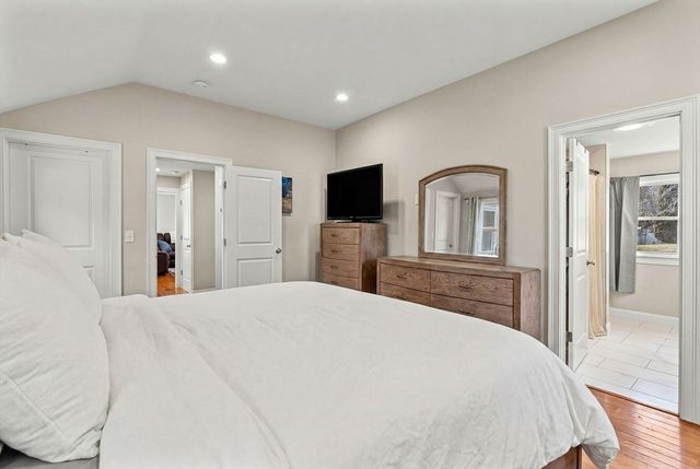 1 Adelman Rd, Wilmington, MA 01887