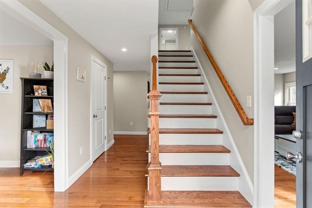 1 Adelman Rd, Wilmington, MA 01887